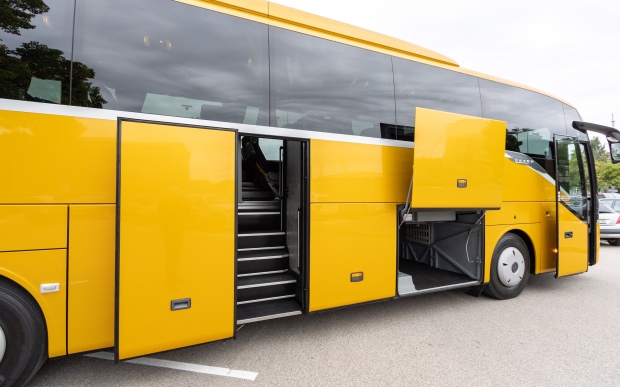 Autobusu noma SETRA S 515 HD